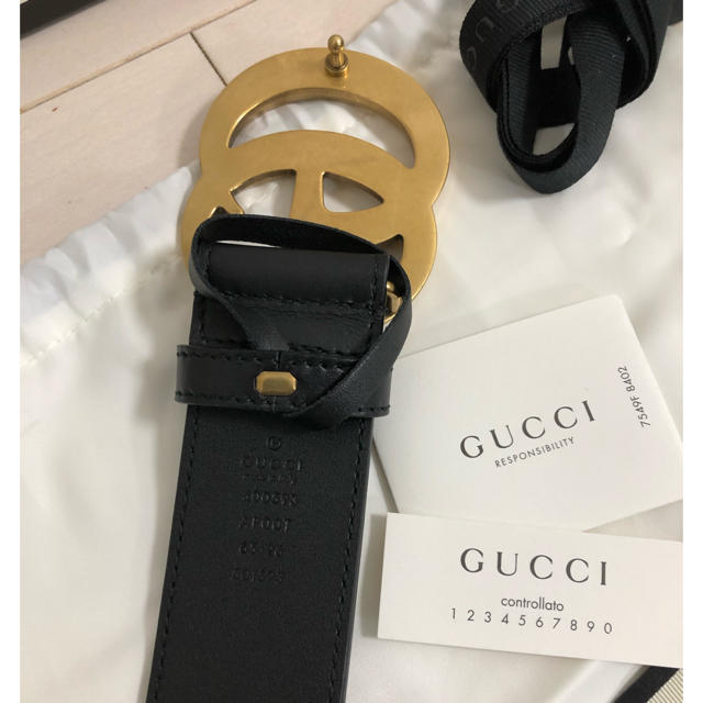 Gucci(グッチ)の【カルロス様専用】ベルト幅4.0cm グッチ GG レザーベルト バックル付き レディースのファッション小物(ベルト)の商品写真
