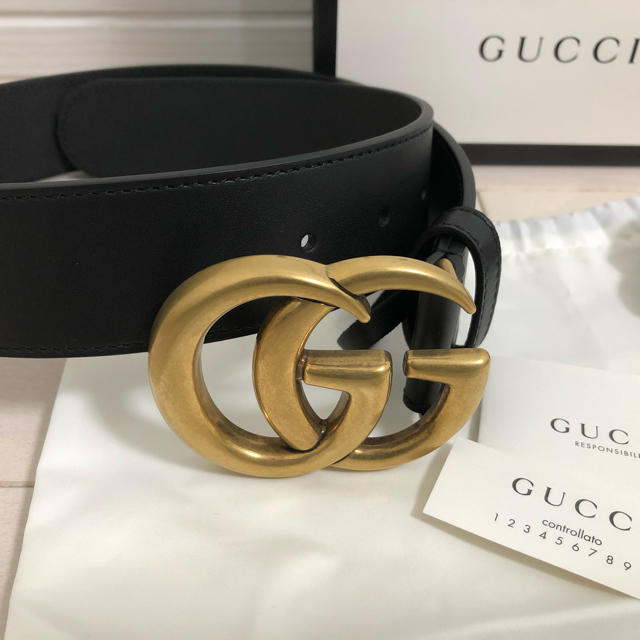 リボン Gucci レザーベルト バックル付きの通販 by K's shop｜グッチならラクマ - ベルト幅4.0cm グッチ GG ベルト
