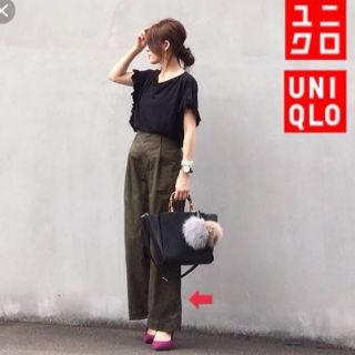 ユニクロ(UNIQLO)のUNIQLO　ハイウエストチノワイドパンツ(カジュアルパンツ)