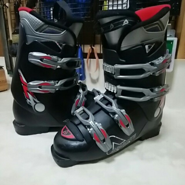 スキー靴 ジュニア用 26cmの通販 by すのすの's shop｜ラクマ