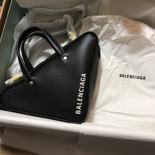 新品 正規品 バレンシアガ トライアングル バッグ balenciaga S