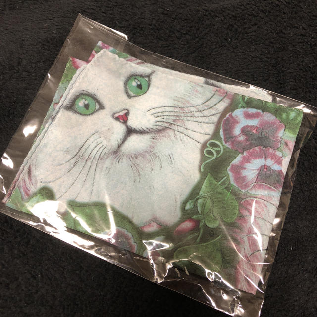 AHCAHCUM.muchacha(アチャチュムムチャチャ)のあちゃちゅむ 猫スカーフ 新品未使用 レディースのファッション小物(バンダナ/スカーフ)の商品写真