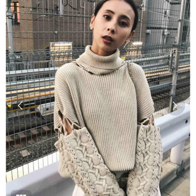 Ameri VINTAGE(アメリヴィンテージ)のameri vintage CONNECT TURTLE NECK KNIT レディースのトップス(ニット/セーター)の商品写真