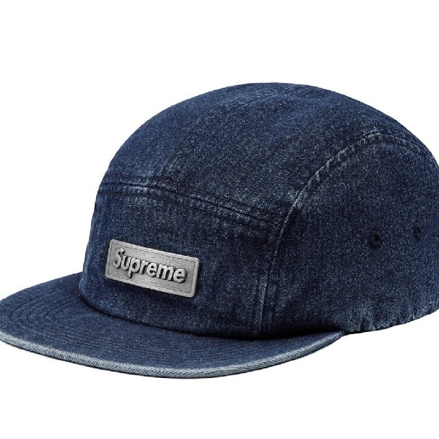 Supreme(シュプリーム)のSUPREME18 MetalPlate campcapデニムBOXステッカー付 メンズの帽子(キャップ)の商品写真