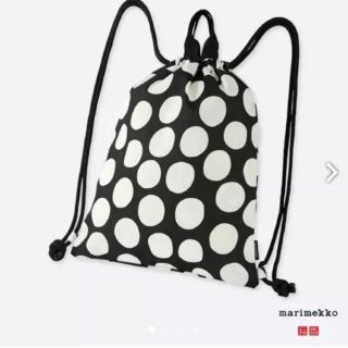 マリメッコ(marimekko)のマリメッコ×ユニクロ ナップサック(リュック/バックパック)