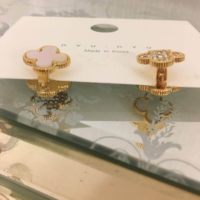 クローバーモチーフ ピアス レディースのアクセサリー(ピアス)の商品写真