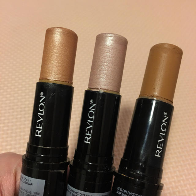 REVLON(レブロン)のレブロン フォトレディインスタフィックス スティック コスメ/美容のベースメイク/化粧品(フェイスカラー)の商品写真