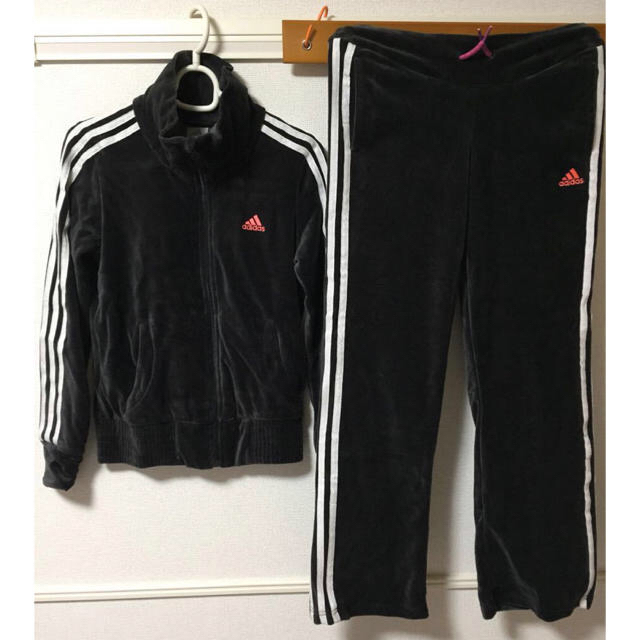 adidas(アディダス)のadidas ジャージ　新品 アディダス 上3点 下1点 セット キッズ/ベビー/マタニティのキッズ服女の子用(90cm~)(その他)の商品写真