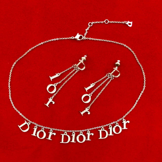 Dior(ディオール)のディオール ネックレス&ピアス レディースのレディース その他(セット/コーデ)の商品写真
