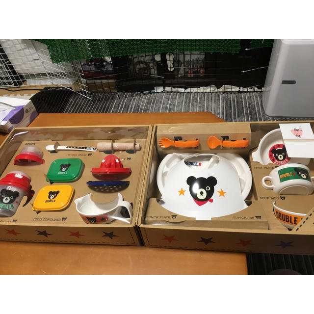 【新品】ミキハウス テーブルウェアセット （ベビー食器セット）定価¥10,800