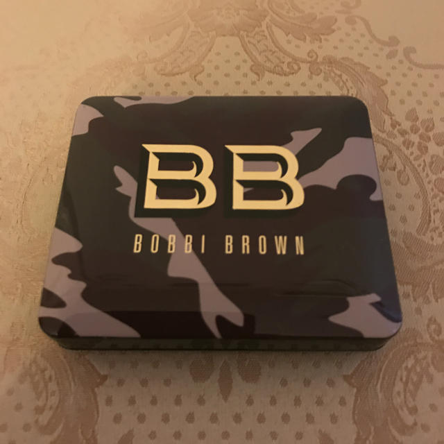 BOBBI BROWN(ボビイブラウン)のアイシャドウパレット コスメ/美容のベースメイク/化粧品(アイシャドウ)の商品写真