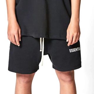 フィアオブゴッド(FEAR OF GOD)のEssentials Sweat Shorts FOG Sサイズ(ショートパンツ)