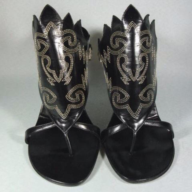 MANOLO BLAHNIK(マノロブラニク)のマノロ ウエスタンチック トングミュール レディースの靴/シューズ(ミュール)の商品写真