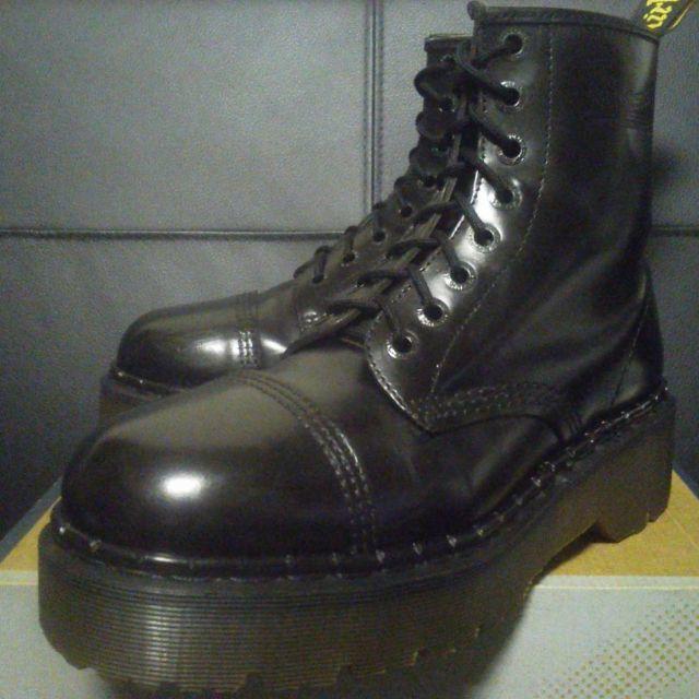 専用】Dr.Martens 英国製 クレイジーボム UK8 厚底 8ホール - ブーツ