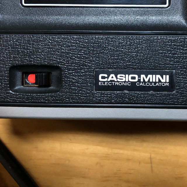 CASIO(カシオ)のCASIO MINI 蛍光管 計算機 レトロ電卓 80s インテリア/住まい/日用品のオフィス用品(オフィス用品一般)の商品写真