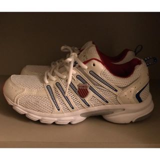 ケースイス(K-SWISS)のレディーススニーカー(スニーカー)