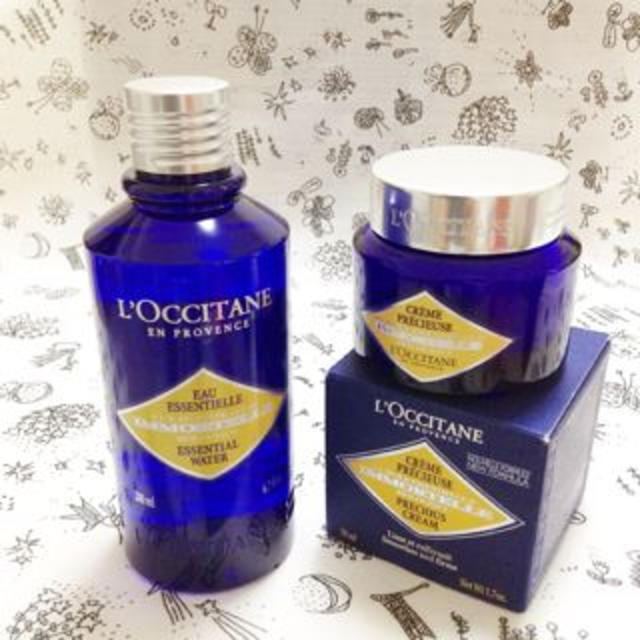 L'OCCITANE(ロクシタン)のL'OCCITANE新品未開封エイジング コスメ/美容のボディケア(その他)の商品写真