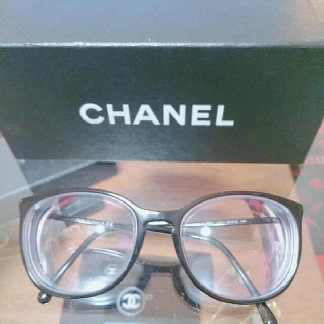 CHANEL　眼鏡