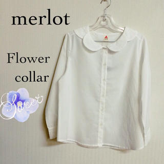 メルロー(merlot)のメルロー フラワー襟 ブラウス  (シャツ/ブラウス(長袖/七分))