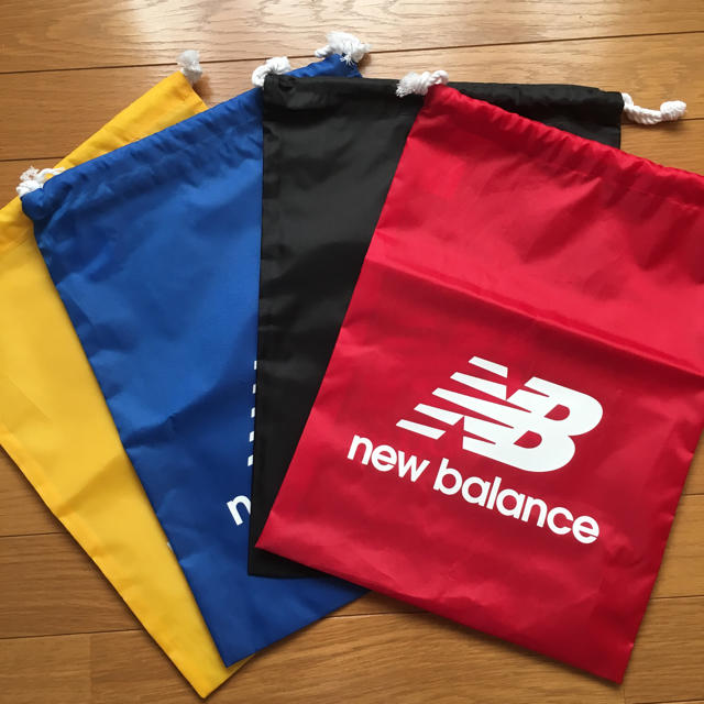 New Balance(ニューバランス)のnew balance シューズケース スポーツ/アウトドアのサッカー/フットサル(記念品/関連グッズ)の商品写真