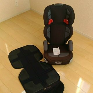 グレコ(Greco)の【かんちゃん様専用】ジュニアシート ＆TMJシートプロテクター(自動車用チャイルドシート本体)