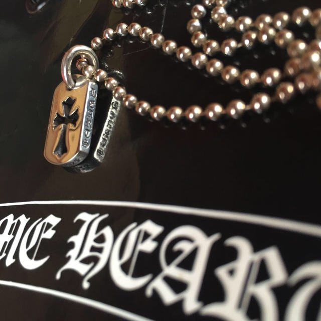 Chrome Hearts(クロムハーツ)のタイニーカットクロスドッグタグ レディースのアクセサリー(ネックレス)の商品写真