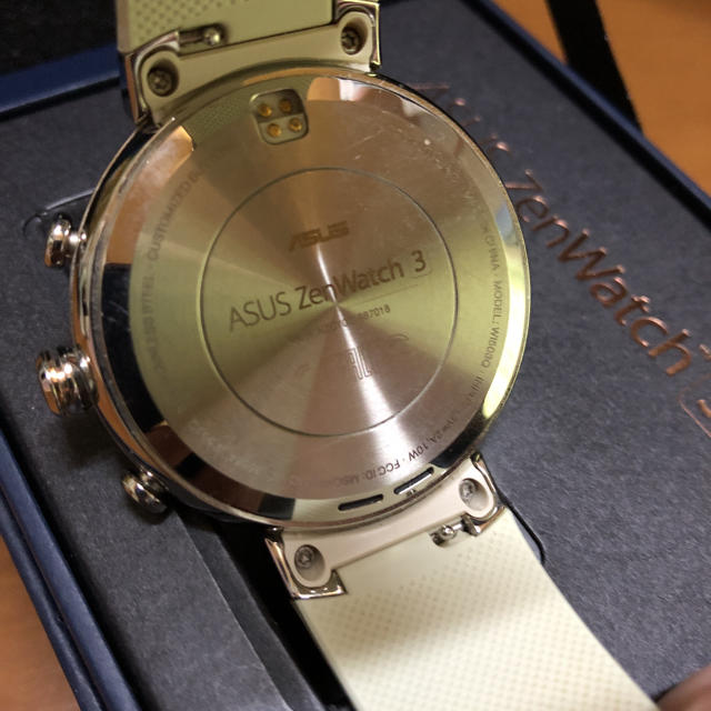 ASUS(エイスース)のASUS ZenWatch 3 メンズの時計(腕時計(デジタル))の商品写真
