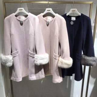 SNIDEL(ビジュー ・ 毛皮/ファーコート)のフリマアイテム一覧 SNIDEL(ビジュー ・ 毛皮/ファーコート)のフリマアイテム一覧