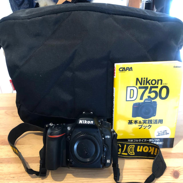 【専用】NIKON D750ボディ カメラバッグ、本セット