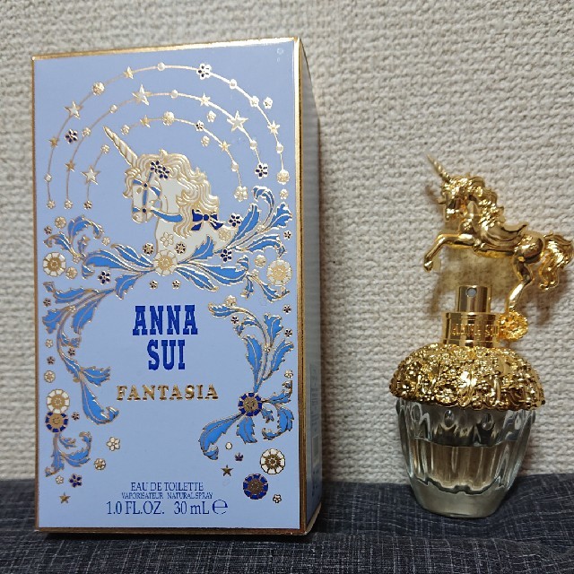 ANNA SUI(アナスイ)のANNA SUI アナスイ 香水 ファンタジア 30ml コスメ/美容の香水(香水(女性用))の商品写真