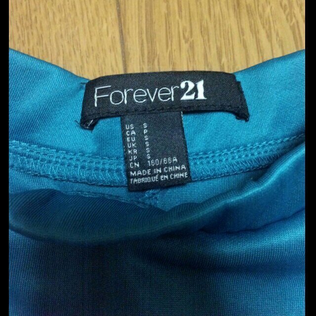 FOREVER 21(フォーエバートゥエンティーワン)のf21スカート☆値下げ レディースのスカート(ミニスカート)の商品写真