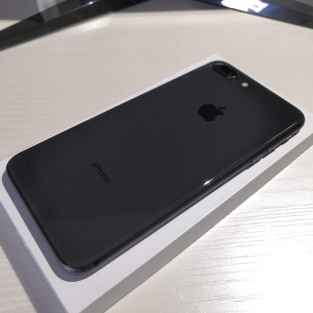 iPhone 8 Plus 64GB スペースグレー SIMフリー - スマートフォン本体