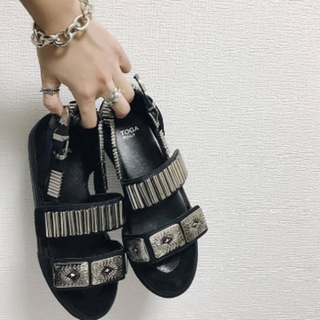 トーガ(TOGA)のtoga acne celine apstudio シューズ (サンダル)