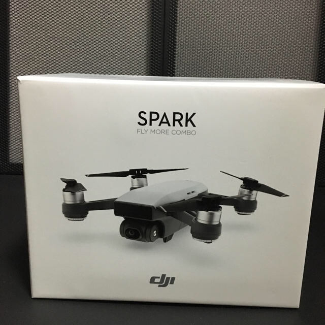 DJI SPARK FLY MORE COMBO　ドローン