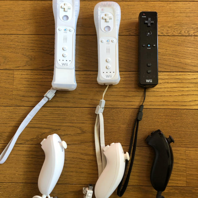 Wii リモコン ヌンチャク付き ブラック 美品 wiiモーションプラス付き