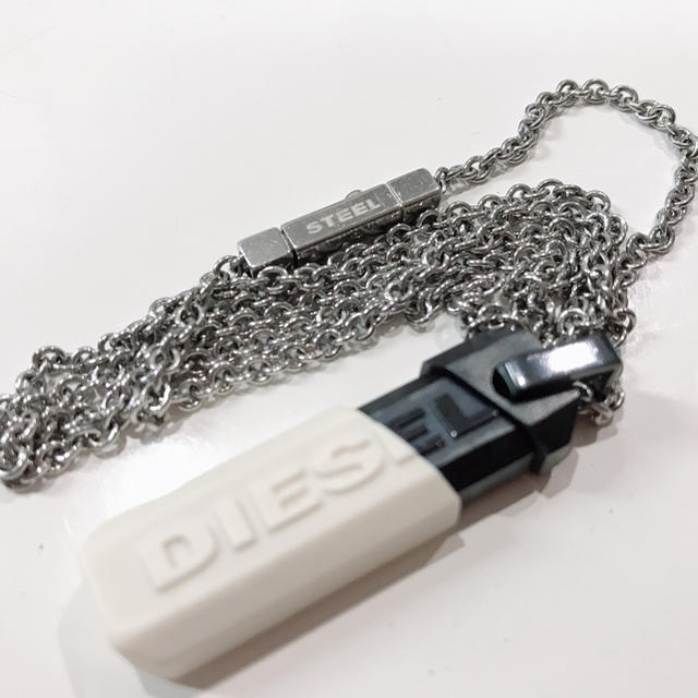 DIESEL(ディーゼル)のDIESEL ネックレス メンズのアクセサリー(ネックレス)の商品写真