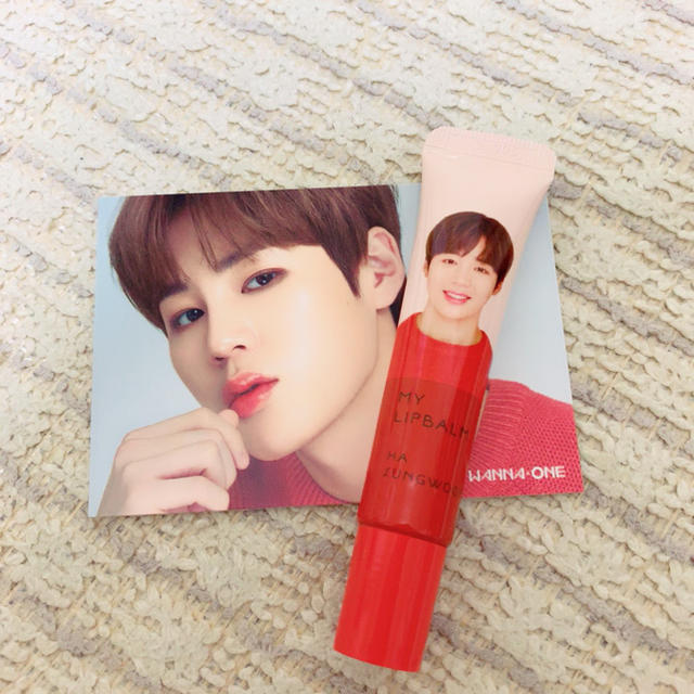 Innisfree(イニスフリー)の WANNAONE ソンウン リップバーム エンタメ/ホビーのCD(K-POP/アジア)の商品写真