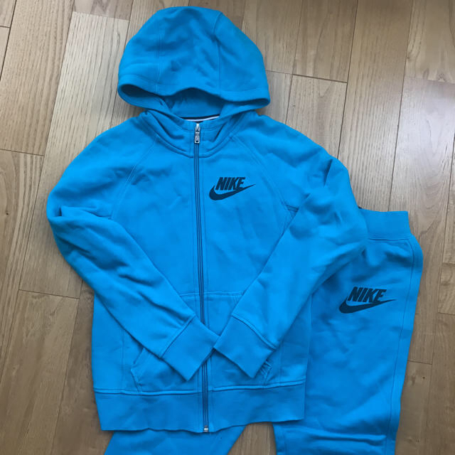 NIKE(ナイキ)のNIKE キッズ スウェット上下 セットアップ  キッズ/ベビー/マタニティのキッズ服男の子用(90cm~)(その他)の商品写真