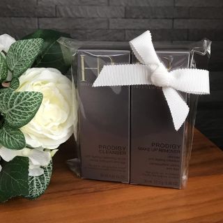 ヘレナルビンスタイン(HELENA RUBINSTEIN)の専用✨新品未使用✨ヘレナルビンスタイン  クレンジングと洗顔セット(クレンジング/メイク落とし)