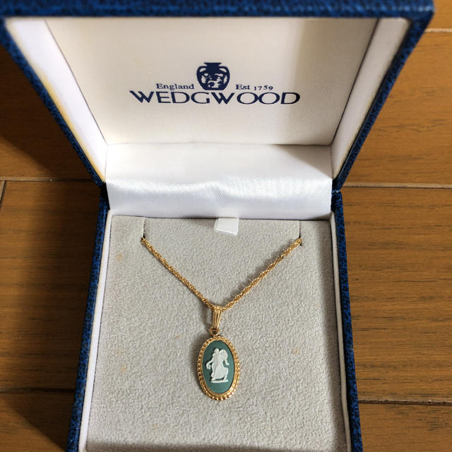 WEDGWOOD(ウェッジウッド)の【花火様専用】ウエッジウッド カメオペンダント レディースのアクセサリー(ネックレス)の商品写真