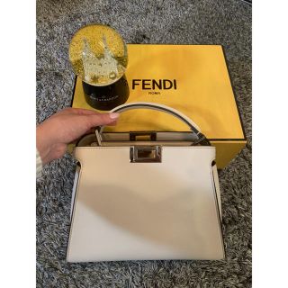 フェンディ(FENDI)の❤️heiei様専用フェンディピーカーブーエッセンシャリー❤️(ハンドバッグ)