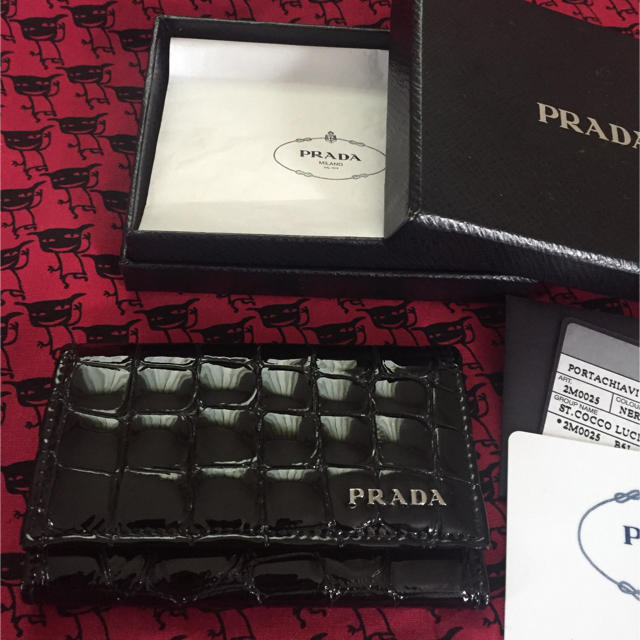 PRADA(プラダ)のプラダ★キーケース黒★PRADA レディースのファッション小物(キーケース)の商品写真