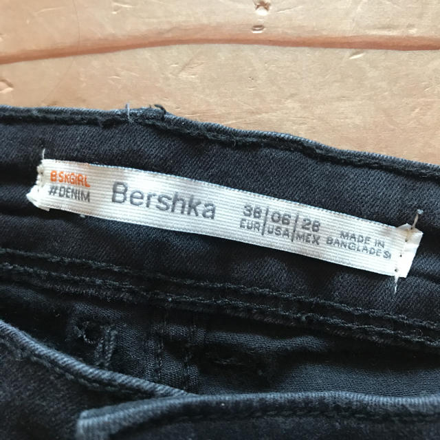 Bershka(ベルシュカ)のBershka  スキニージーンズ レディースのパンツ(スキニーパンツ)の商品写真