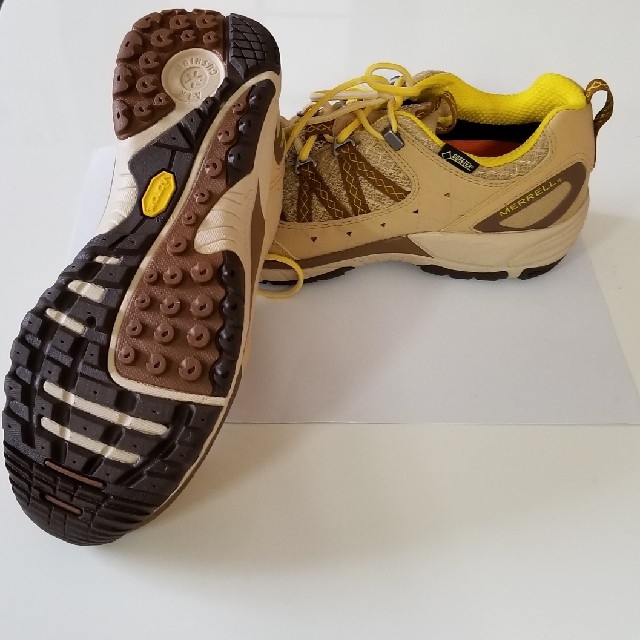 【新品】GORETEXメレル Merrell トレッキング 23.5cm 2