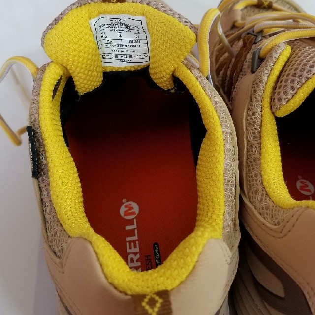 MERRELL(メレル)の【新品】GORETEXメレル Merrell トレッキング 23.5cm レディースの靴/シューズ(スニーカー)の商品写真