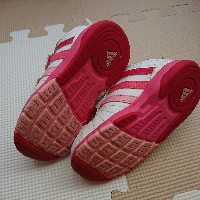 adidas(アディダス)のさっちゃん様専用 キッズ/ベビー/マタニティのベビー靴/シューズ(~14cm)(スニーカー)の商品写真