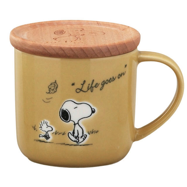 SNOOPY(スヌーピー)のスヌーピー コースター付きマグカップ２点セット 陶器 インテリア/住まい/日用品のキッチン/食器(グラス/カップ)の商品写真