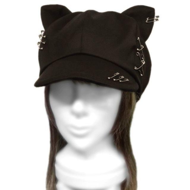 ピン飾り付 猫耳キャスケット 58～61㎝ ブラック 帽子 キャップ ハンドメイドのファッション小物(帽子)の商品写真