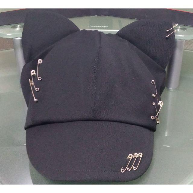 ピン飾り付 猫耳キャスケット 58～61㎝ ブラック 帽子 キャップ ハンドメイドのファッション小物(帽子)の商品写真