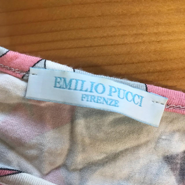 EMILIO PUCCI(エミリオプッチ)のららら様専用 エミリオプッチ 長袖カットソー ノースリーブ  レディースのトップス(カットソー(長袖/七分))の商品写真